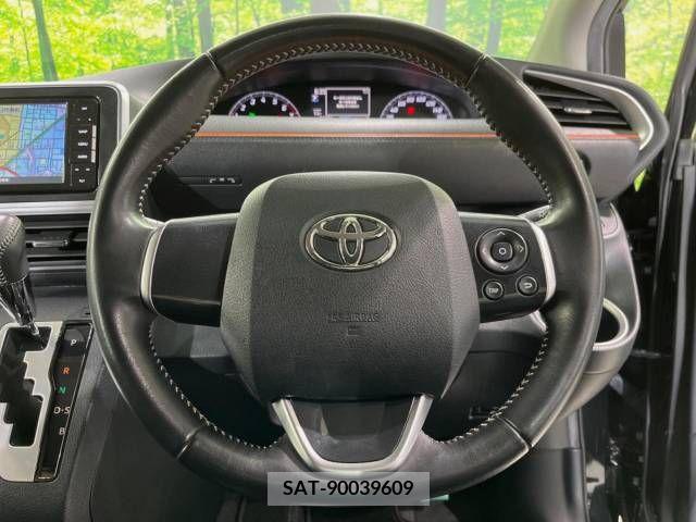 Toyota SIENTA 2018-10 242400-11