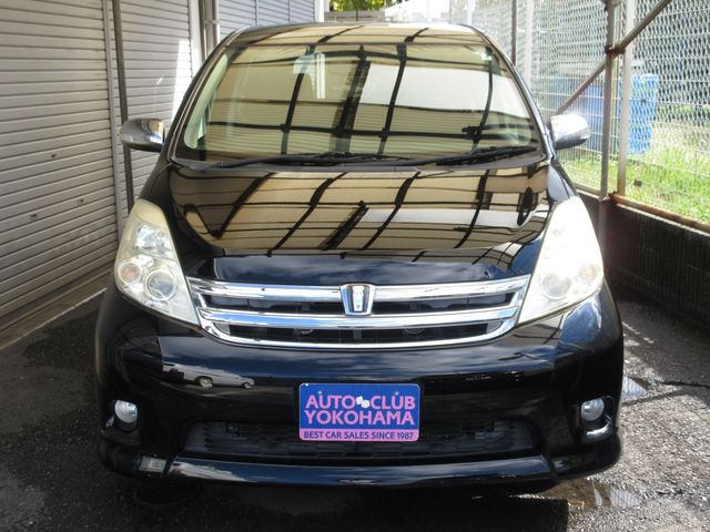 Toyota ISIS 2011-05 18251-1