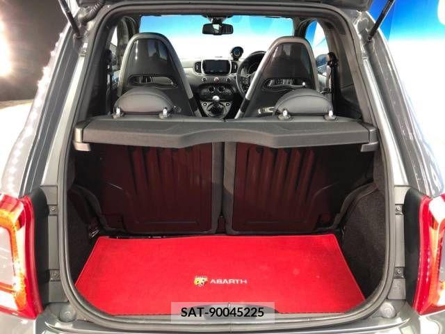 Abarth 595 2018-08 270604-12