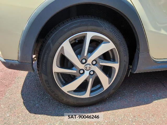 Toyota AQUA 2018-11 330439-26