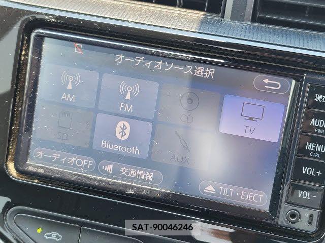 Toyota AQUA 2018-11 330439-25