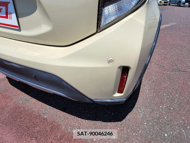 Toyota AQUA 2018-11 330439-23