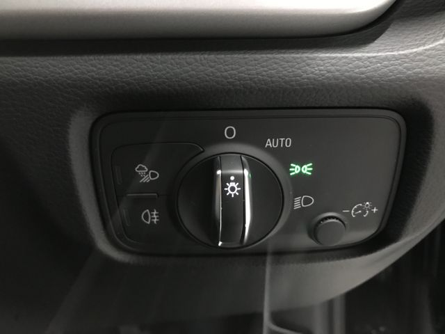 Audi A3 2020-10 19160-24