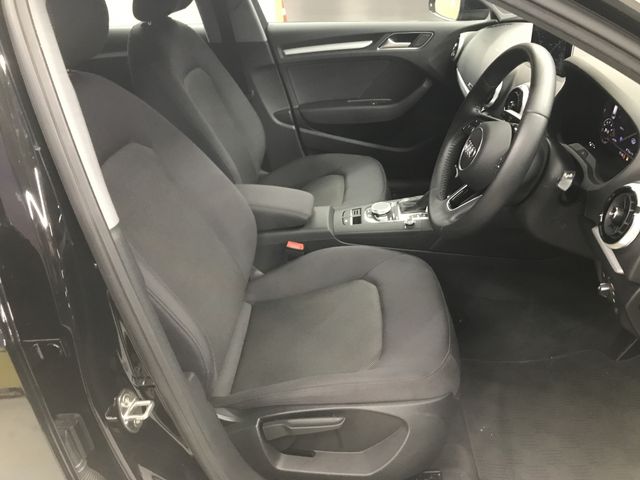 Audi A3 2020-10 19160-4