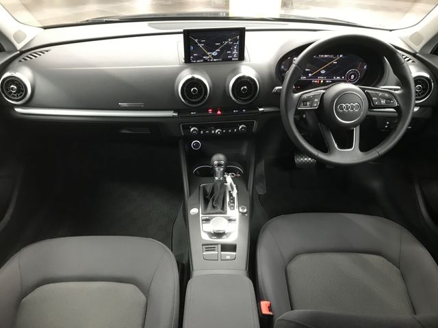Audi A3 2020-10 19160-2