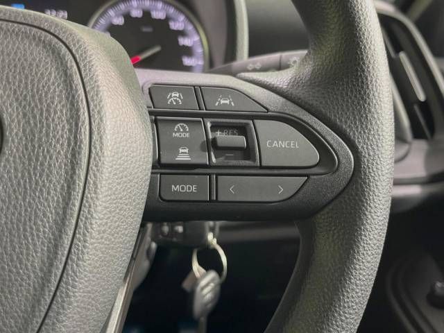 Toyota NOAH 2023-04 195787-4