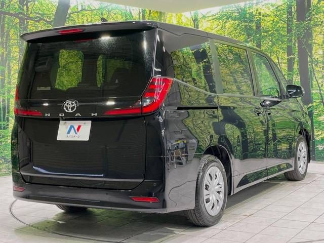 Toyota NOAH 2023-04 195787-18
