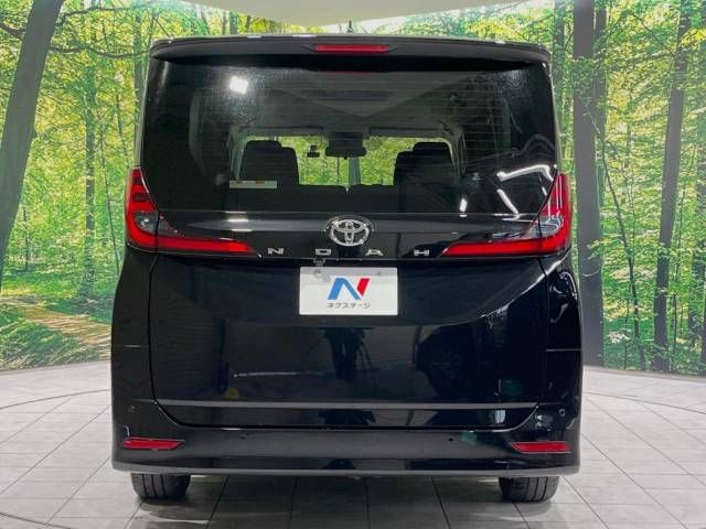 Toyota NOAH 2023-04 195787-16