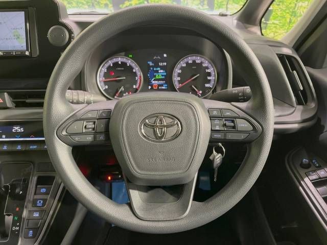 Toyota NOAH 2023-04 195787-8