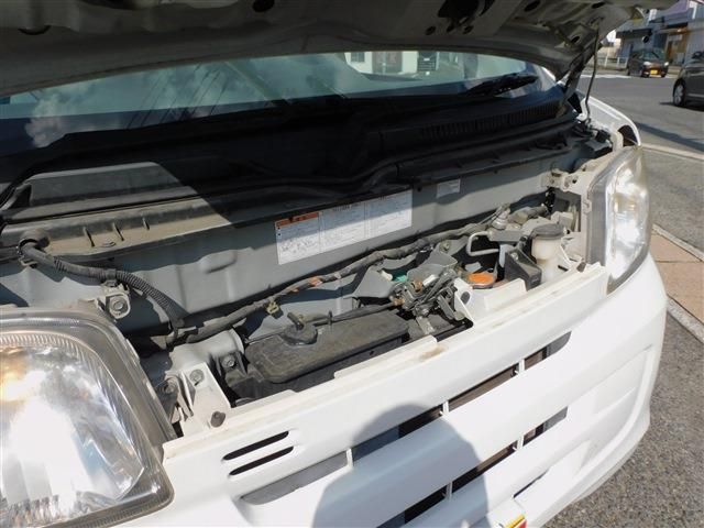 Daihatsu HIJET CARGO 2011-09 17587-9