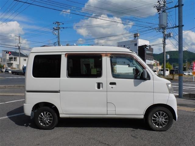 Daihatsu HIJET CARGO 2011-09 17587-2
