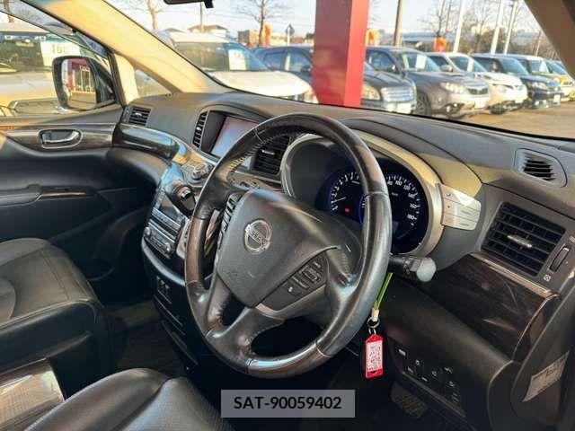 Nissan ELGRAND 2013-02 210593-6