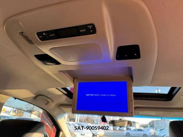 Nissan ELGRAND 2013-02 210593-2