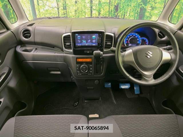 Suzuki SPACIA 2014-06 341561-1