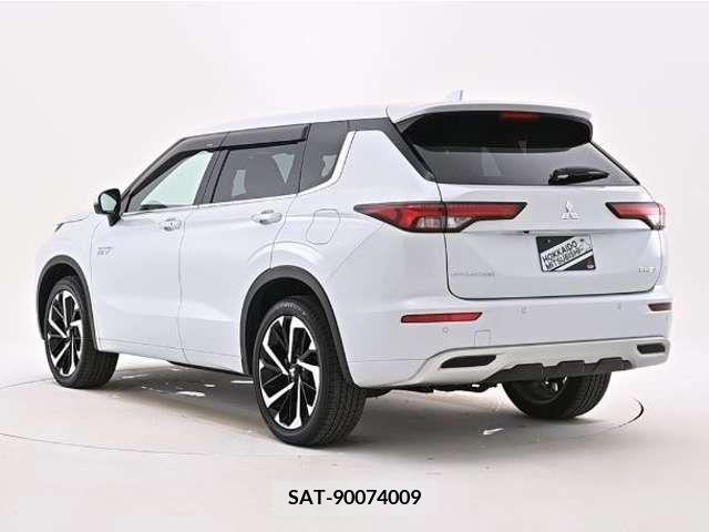 Mitsubishi OUTLANDER PHEV 2023-03 303889-15