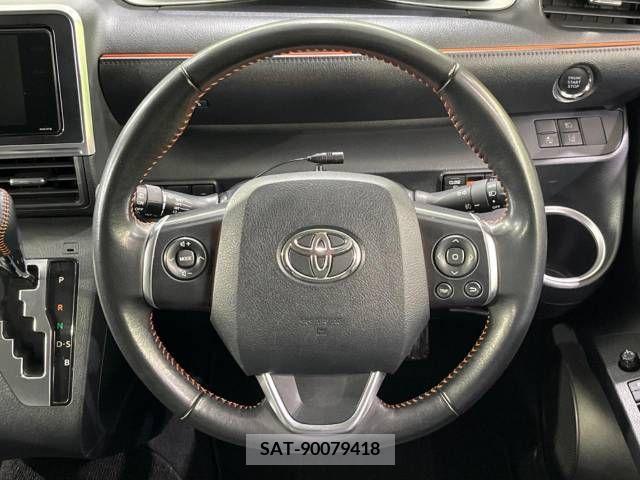 Toyota SIENTA 2017-09 220841-11