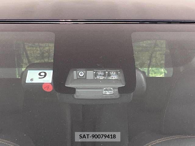 Toyota SIENTA 2017-09 220841-3