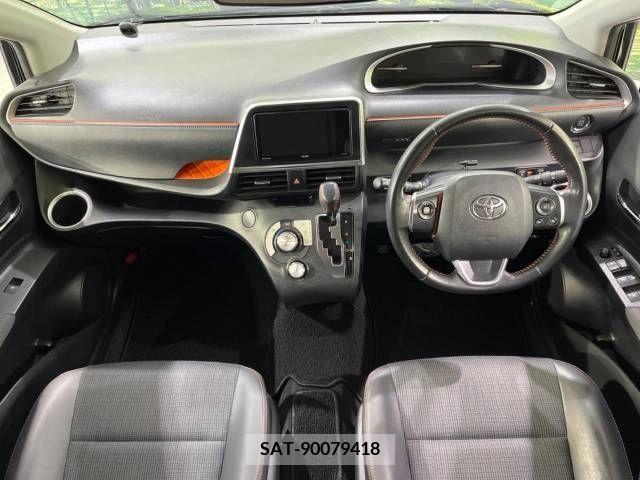 Toyota SIENTA 2017-09 220841-1
