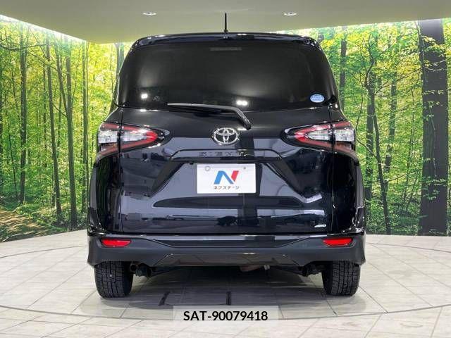 Toyota SIENTA 2017-09 220841-15
