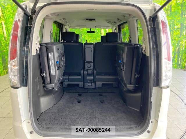 Nissan SERENA 2011-06 393865-11