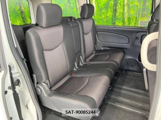 Nissan SERENA 2011-06 393865-9