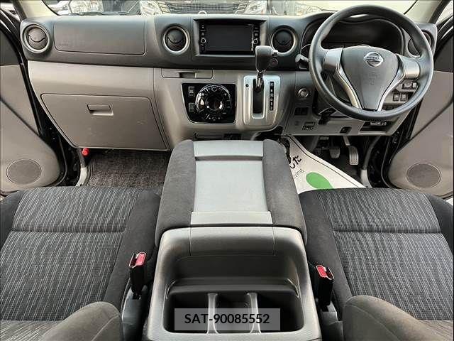Nissan NV350 Caravan 2019-05 365591-3