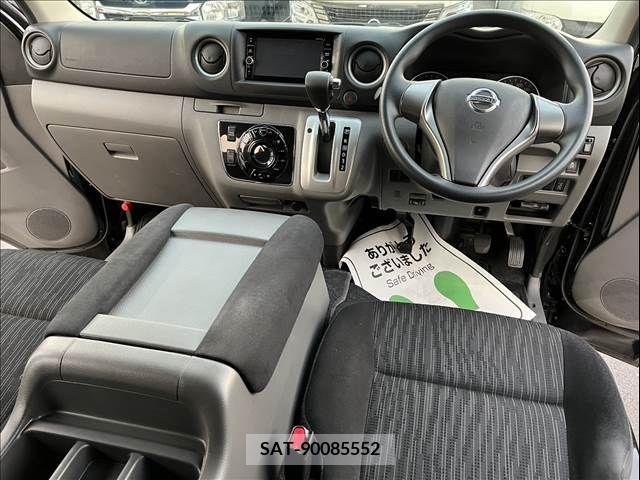 Nissan NV350 Caravan 2019-05 365591-18