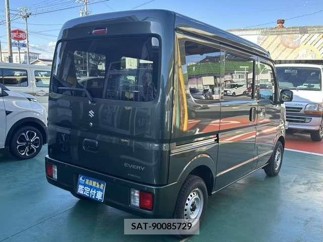 Suzuki EVERY 2023-03 217285-4