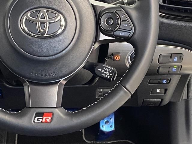 Toyota PRIUS PHV 2018-01 192007-17