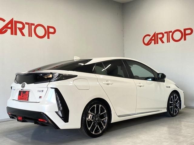 Toyota PRIUS PHV 2018-01 192007-21