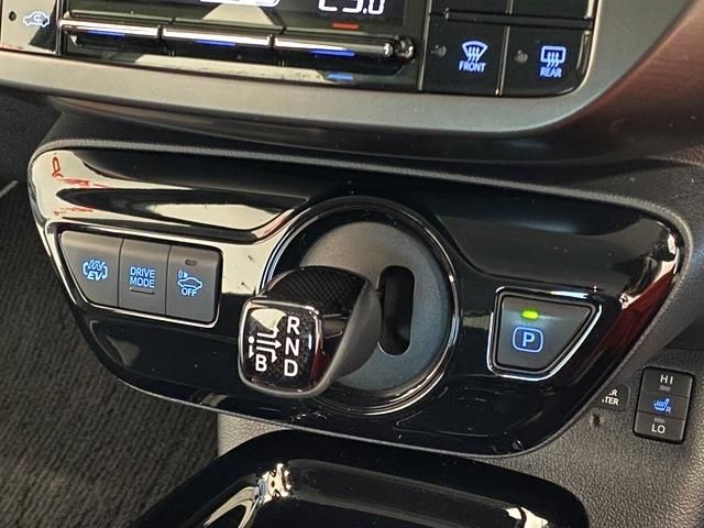Toyota PRIUS PHV 2018-01 192007-18