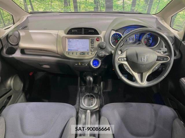 Honda FIT HYBRID 2011-06 303919-1