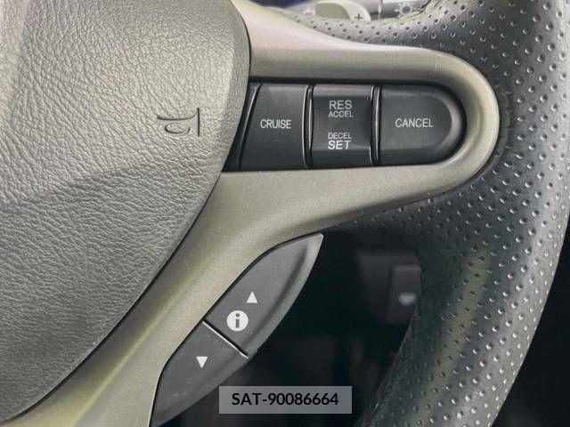 Honda FIT HYBRID 2011-06 303919-4