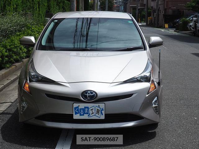 Toyota PRIUS 2017-03 351381-18