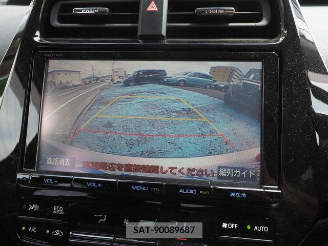 Toyota PRIUS 2017-03 351381-3