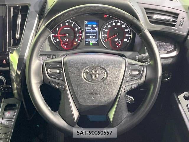 Toyota ALPHARD 2021-04 215824-11