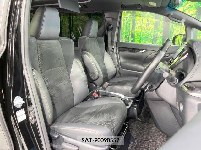 Toyota ALPHARD 2021-04 215824-8