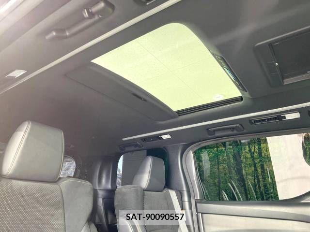 Toyota ALPHARD 2021-04 215824-6
