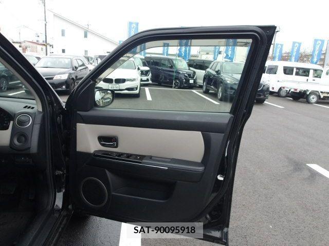 Mazda VERISA 2015-04 369902-11