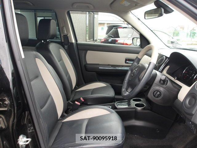 Mazda VERISA 2015-04 369902-10