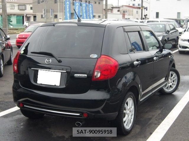 Mazda VERISA 2015-04 369902-1