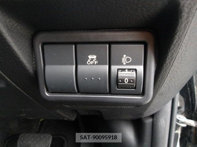 Mazda VERISA 2015-04 369902-15