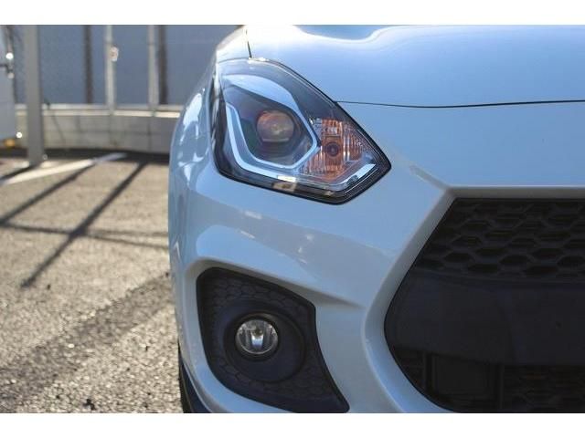 Suzuki SWIFT 2018-05 191689-9