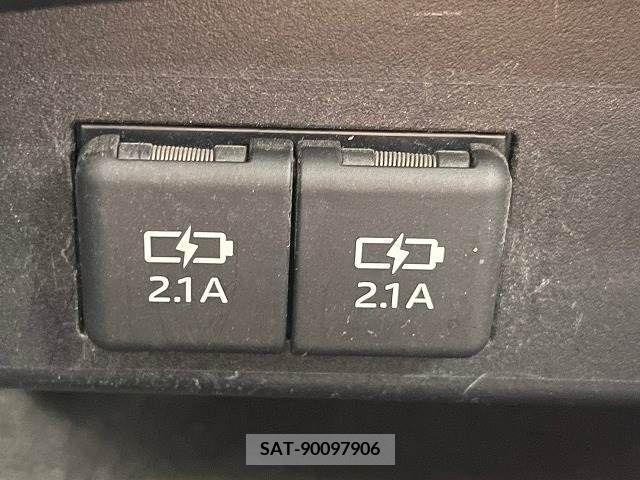 Toyota SIENTA 2019-04 314668-7