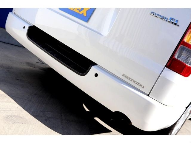 Toyota HIACE VAN 2012-01 182946-11