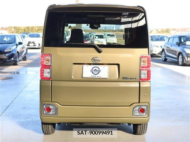 Daihatsu WAKE 2021-04 210566-4
