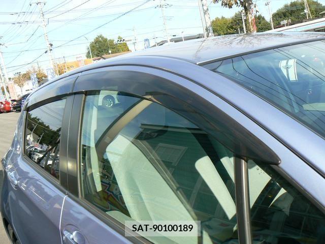 Toyota VITZ 2012-01 201077-13