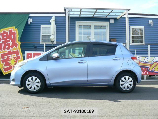 Toyota VITZ 2012-01 201077-1