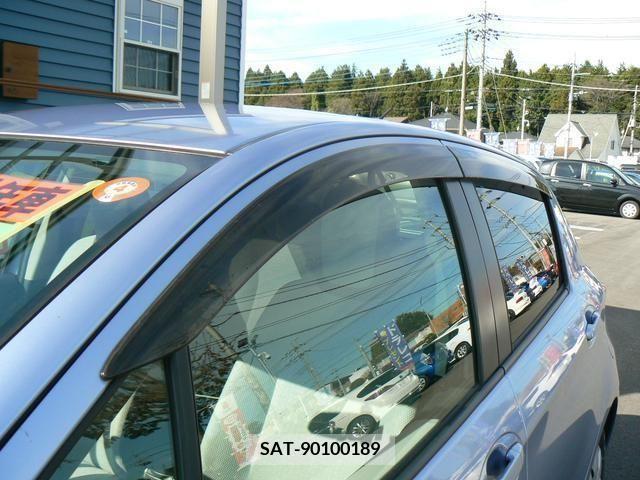 Toyota VITZ 2012-01 201077-18