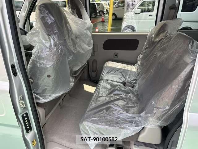 Suzuki EVERY 2022-03 301691-3